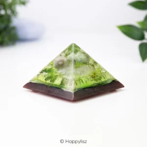 Orgonite Piramide - Jade & Versteend Hout - Happylisz